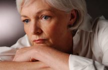 Sănătatea Femeii: 50% dintre femei experimentează simptomele menopauzei timp de 7 ani